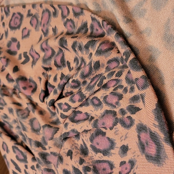 Boston Proper animal print, collar draped sweater. Size XS. Pink, grey, black - Picture 11 of 11